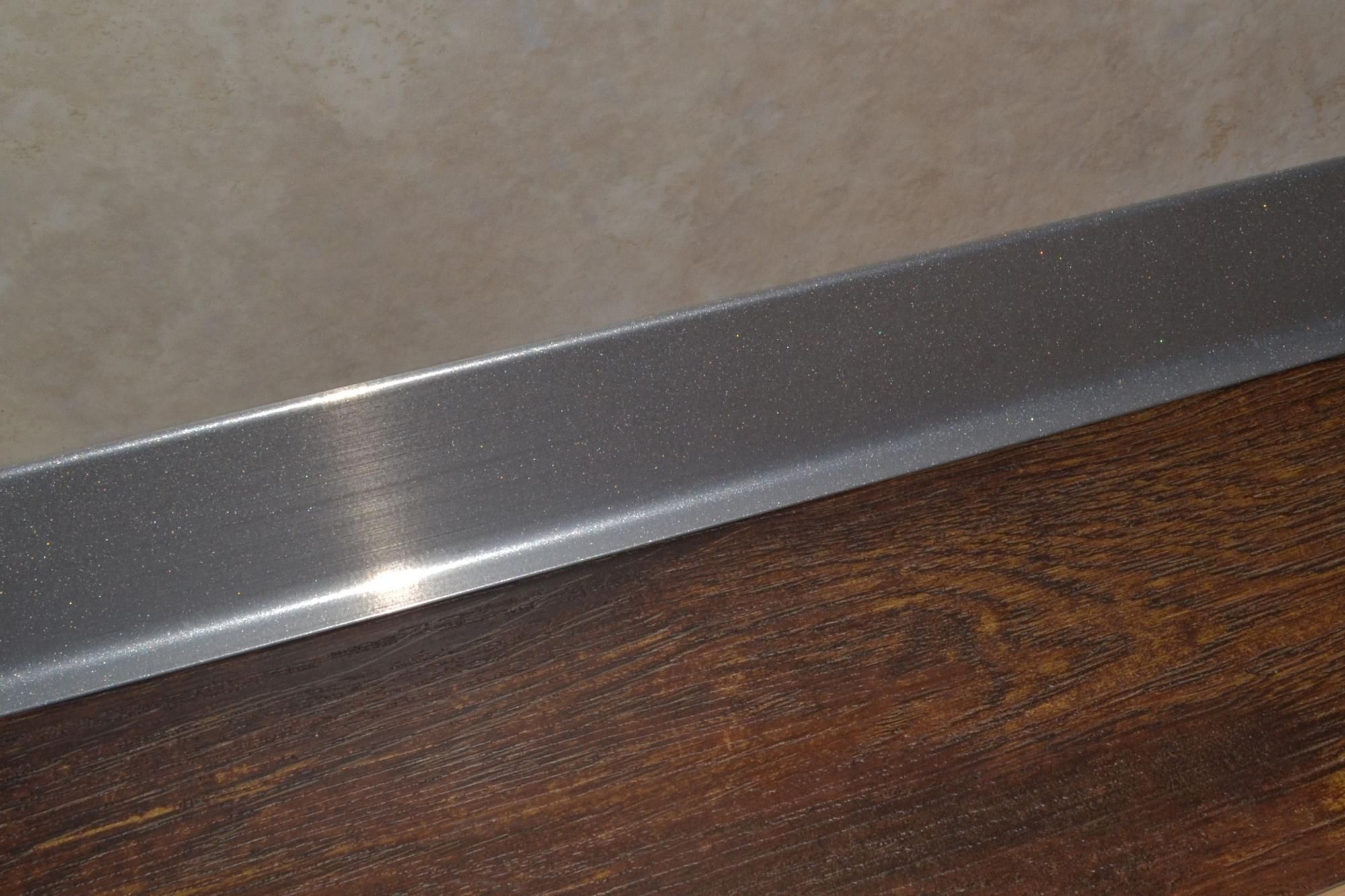 Плинтус алюминиевый L-образный серебристый (2500*11*60 мм) — купить в Ставрополе