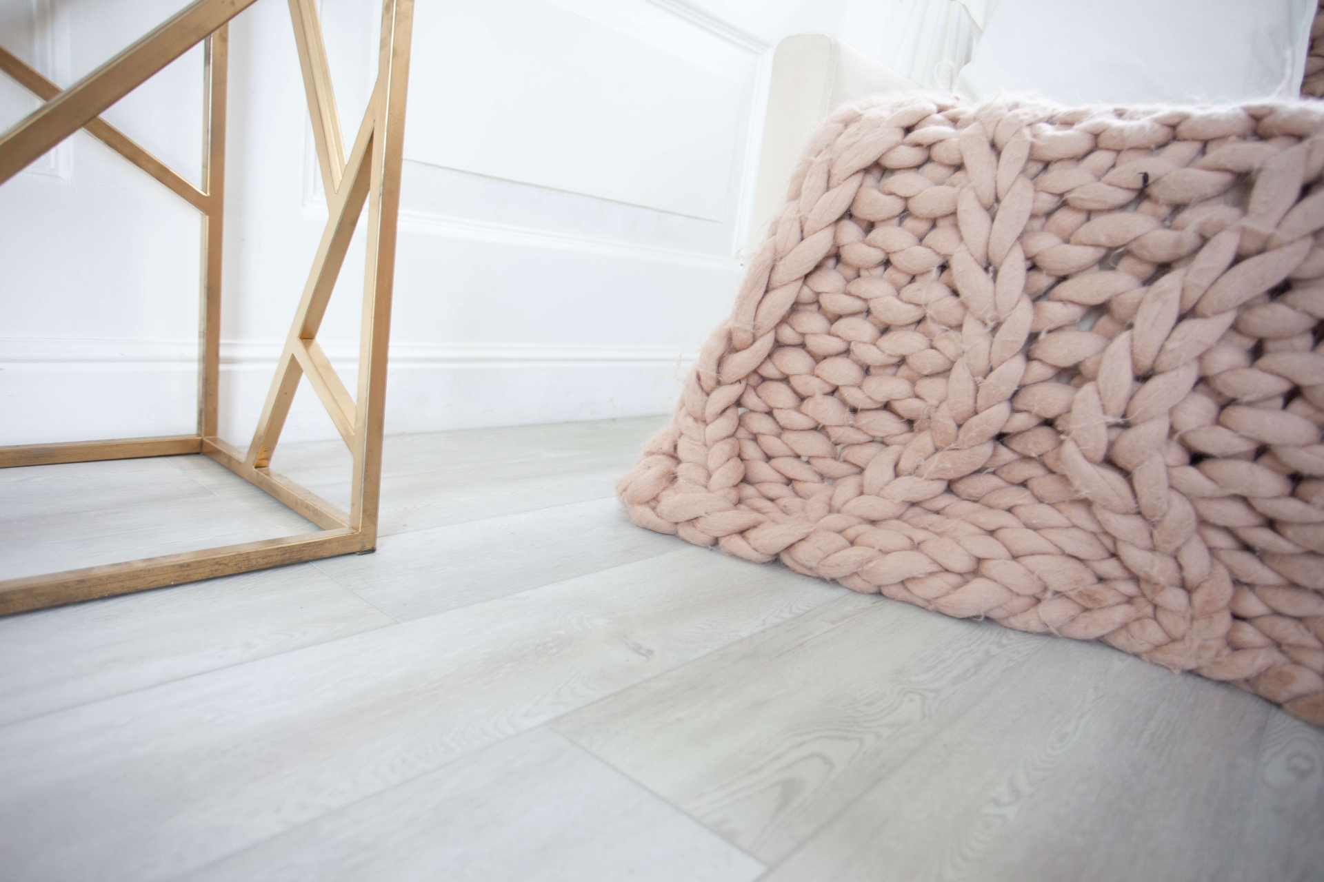 SPC ламинат «Damy Floor» Дуб Зимний (1220*180*4 мм) — купить в Ставрополе